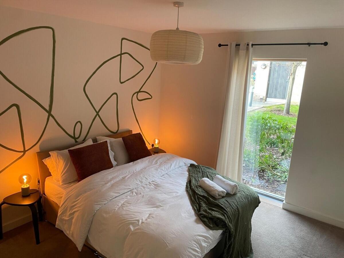 Superior Cambridge 2 Bed Apartment Inc King Bed Trumpington Exterior photo